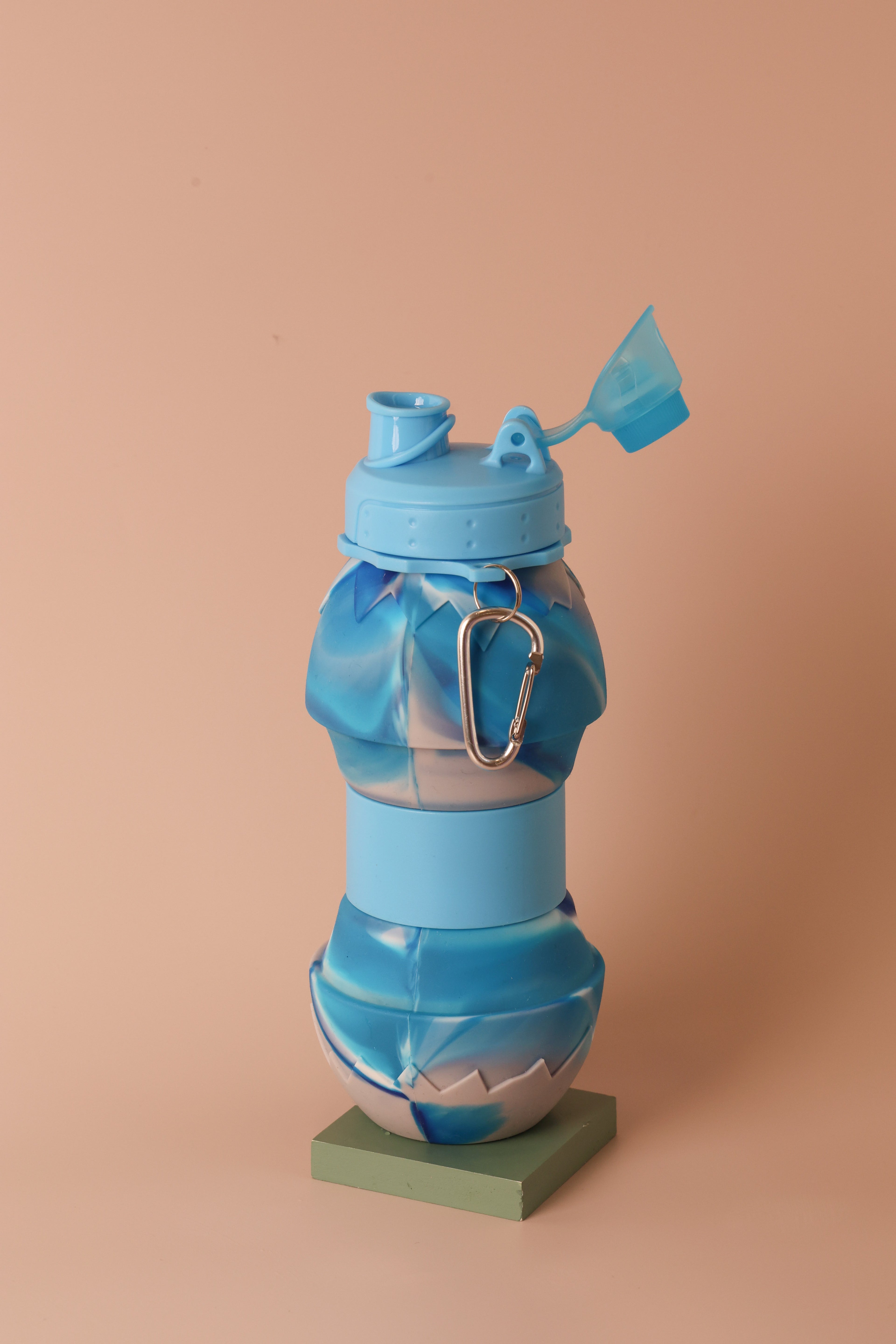 BubbleSip round collapsible bottle