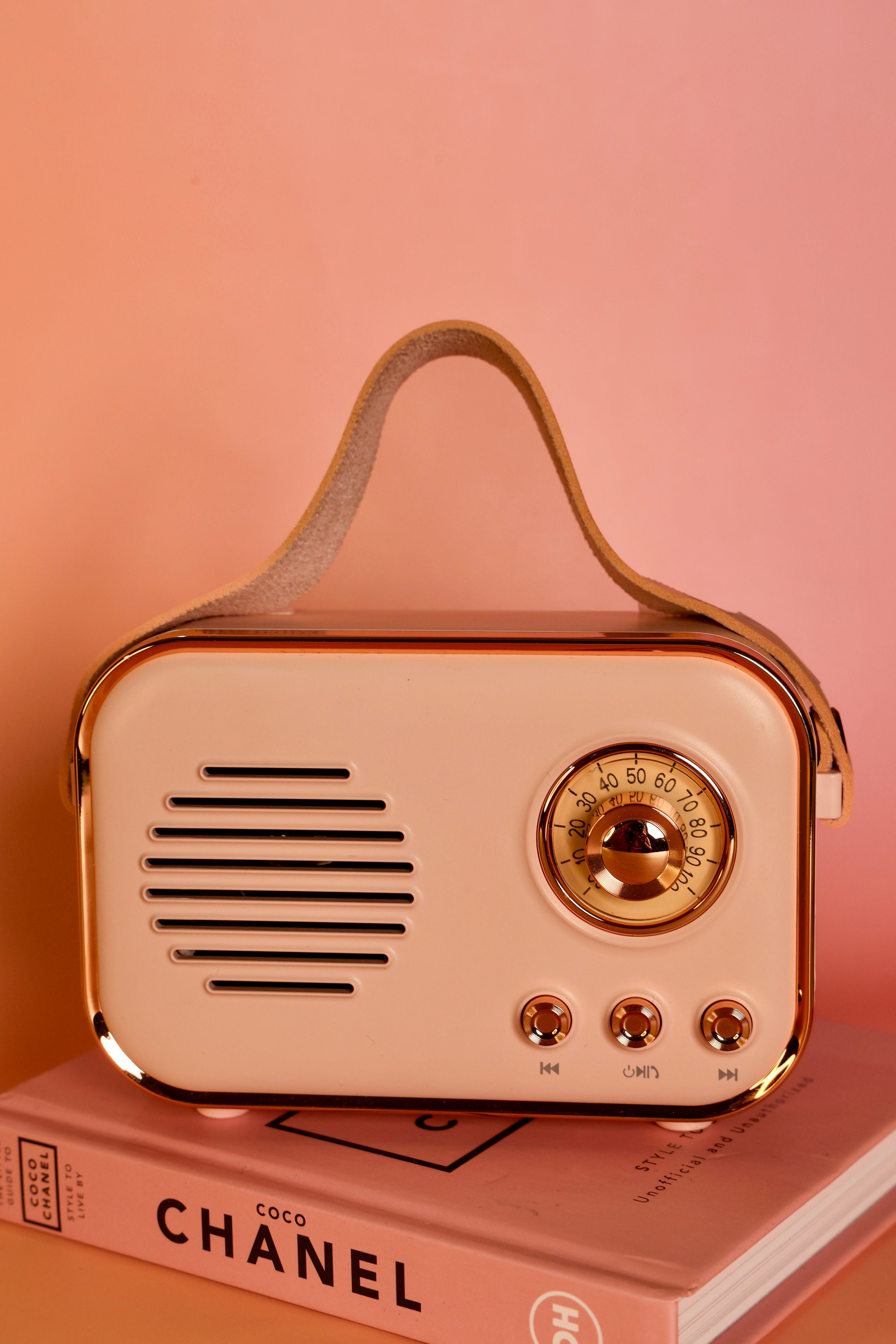 VibeBox retro mini speaker