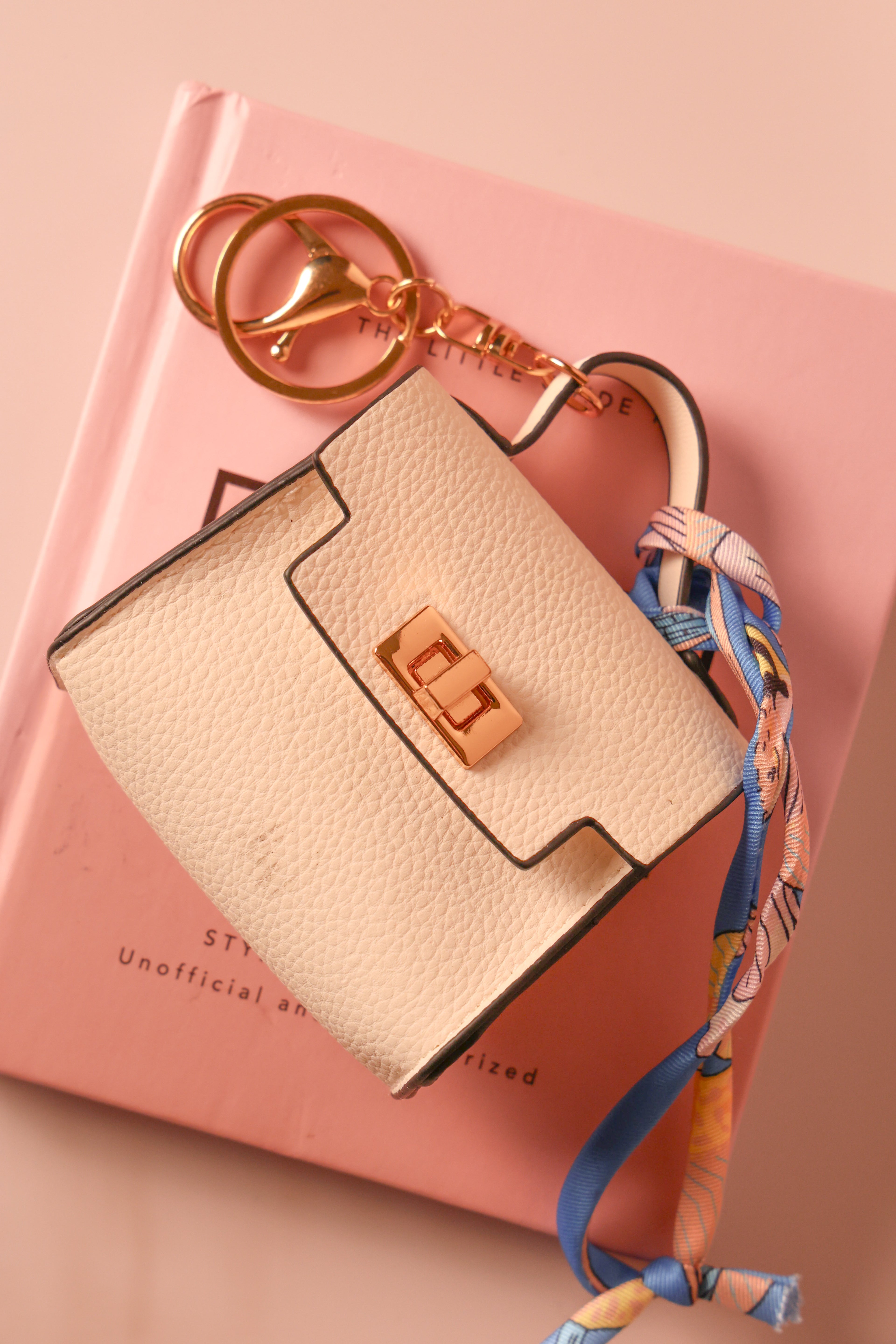 Teeny Totes Bag Charm (White)